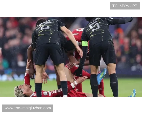 曼联 9 号位争夺战白热化！埃基蒂克成红魔利物浦切尔西三强猎物